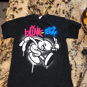 Blink 182 concert tee